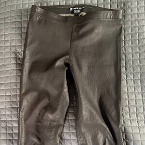 VINCE LEATHER PANTS SIZE M
